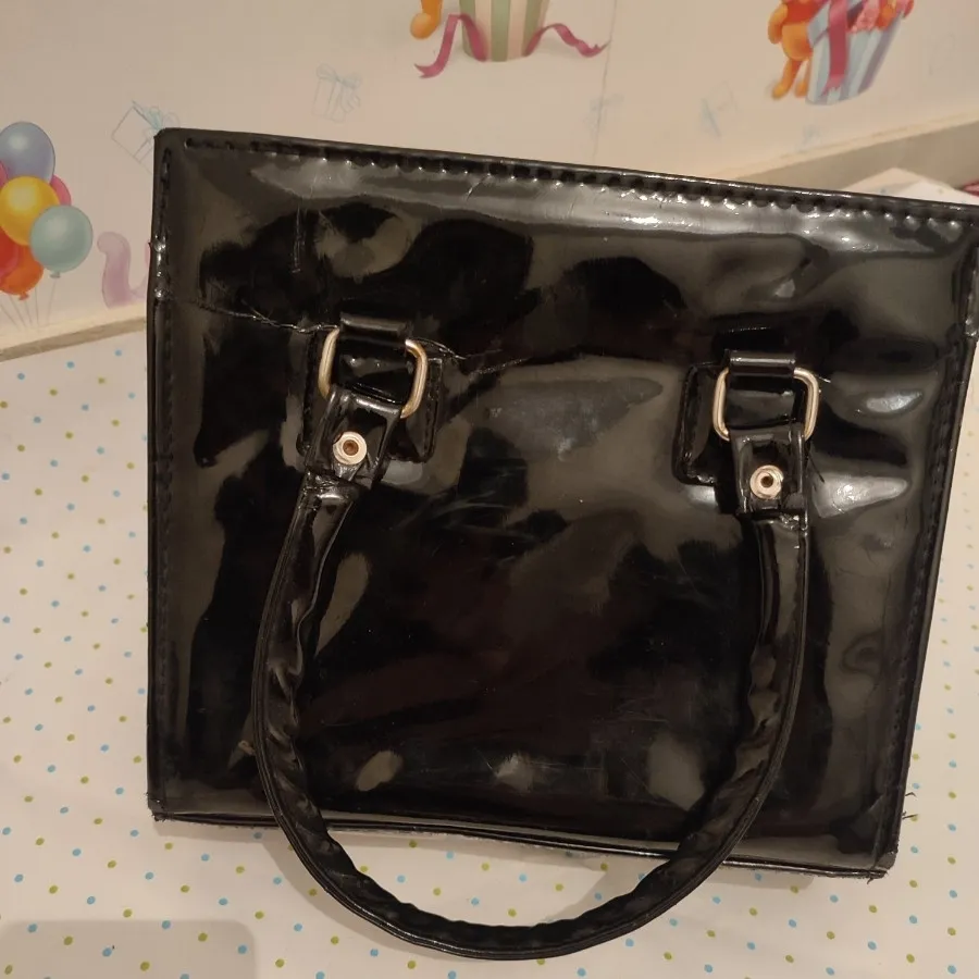 ست کیف و کفش ورنی