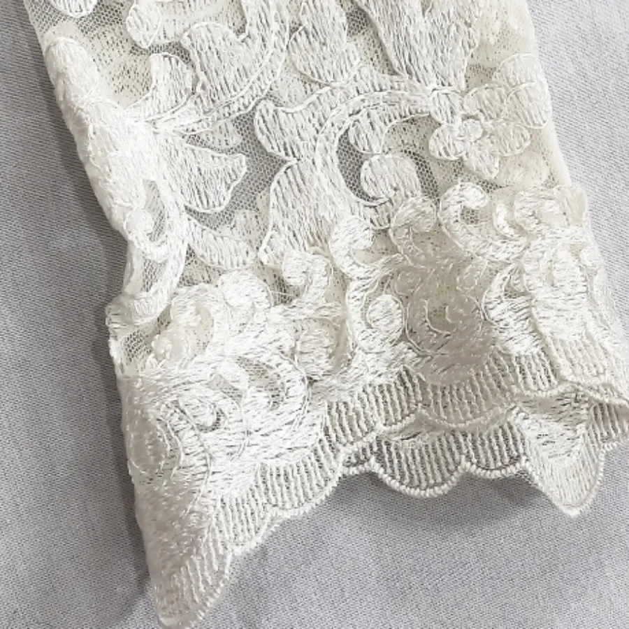 پیراهن سفید نامزدی