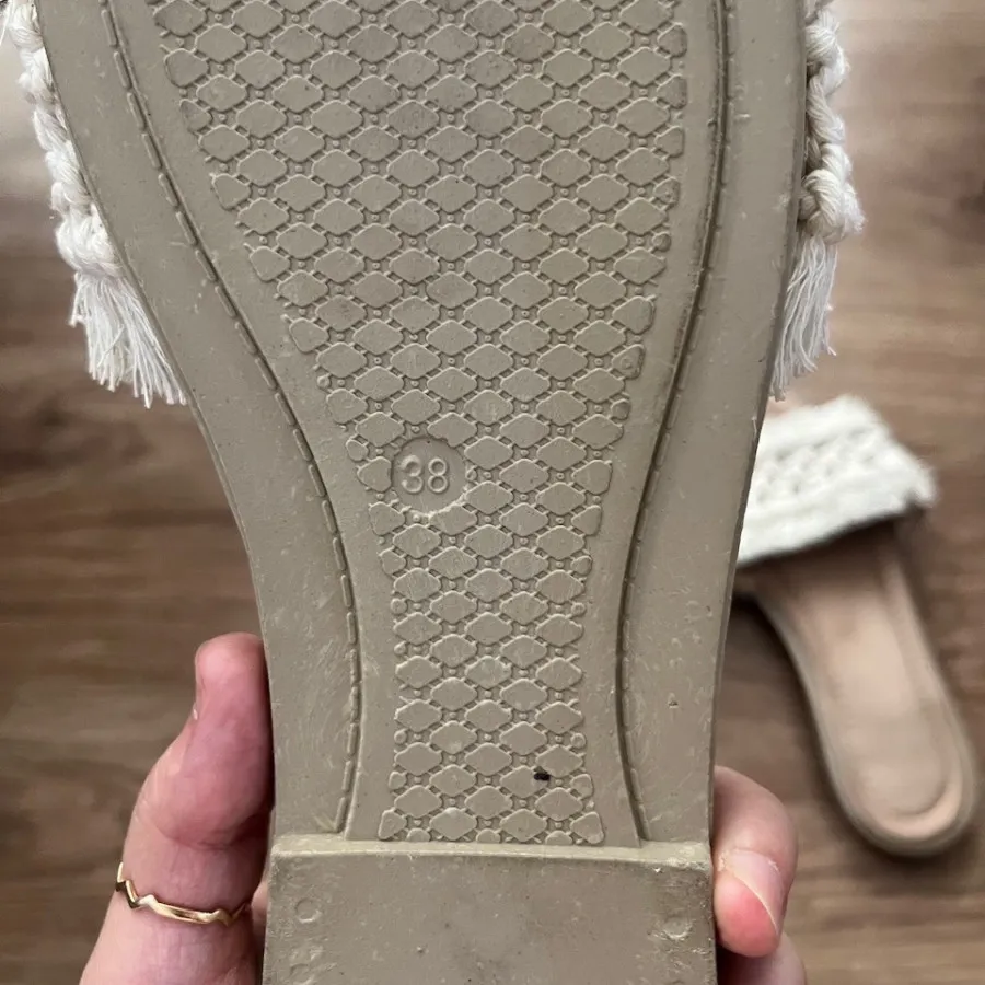 صندل مکرومه