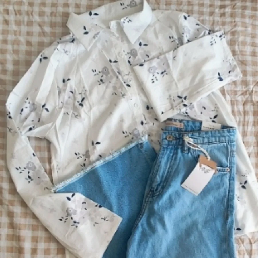 شومیز و شلوار جین