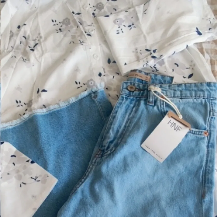 شومیز و شلوار جین