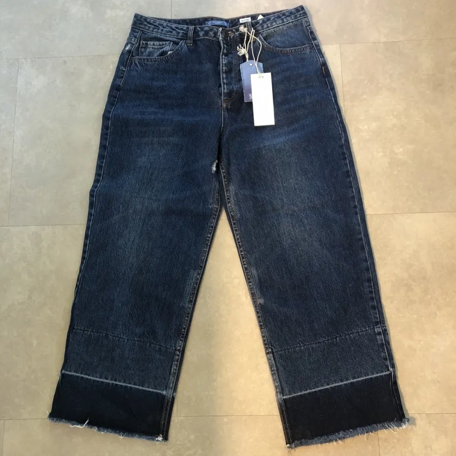 واید لگ جین پول اند بیر