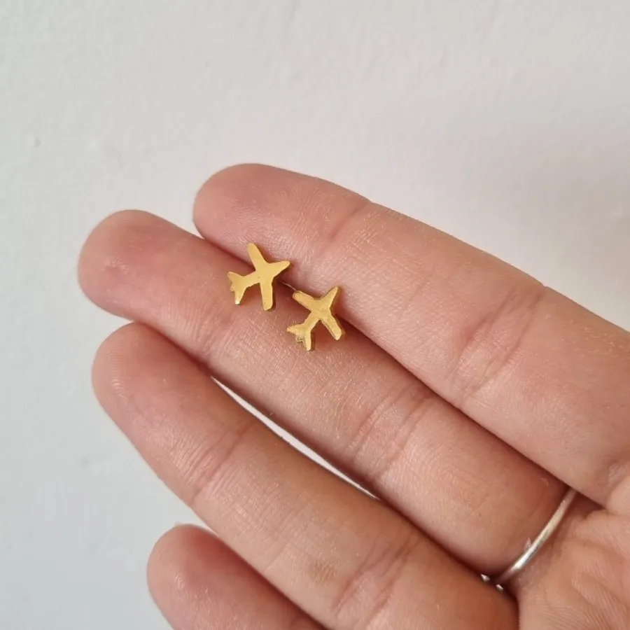 گوشواره میخی هواپیما