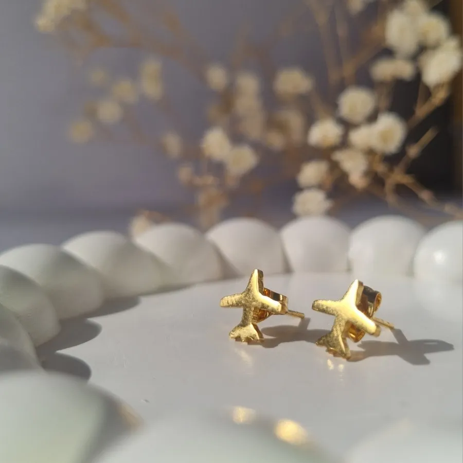 گوشواره میخی هواپیما