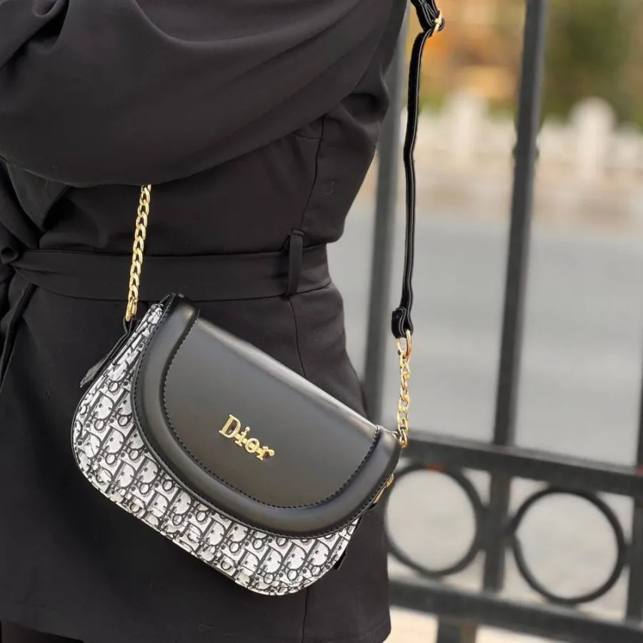 کیف پاسپورتی مارک