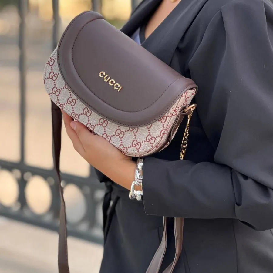 کیف پاسپورتی مارک