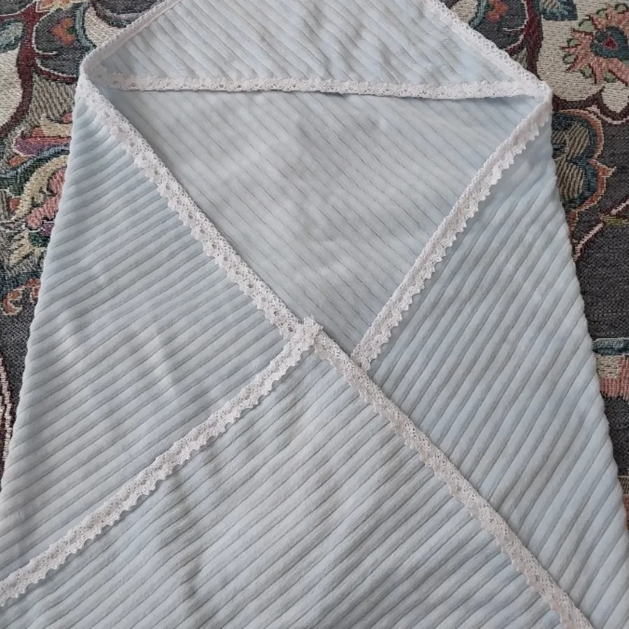 پتو دورپیچ‌ نوزاد