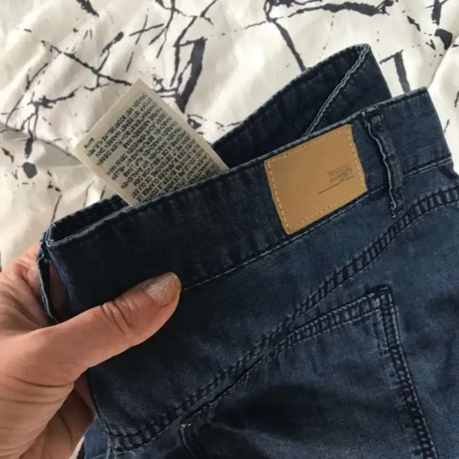 شلوار جین کاغذی