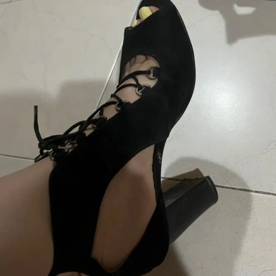 کفش مجلسی پاشنه بلند