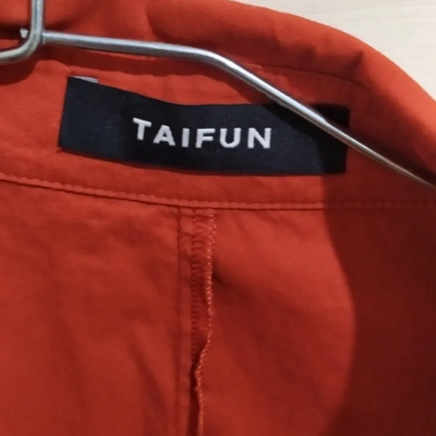 شومیز تایفون