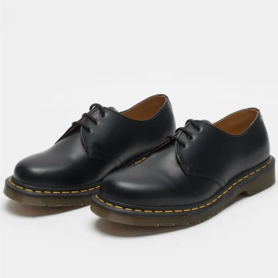 کفش دکتر مارتنز1461