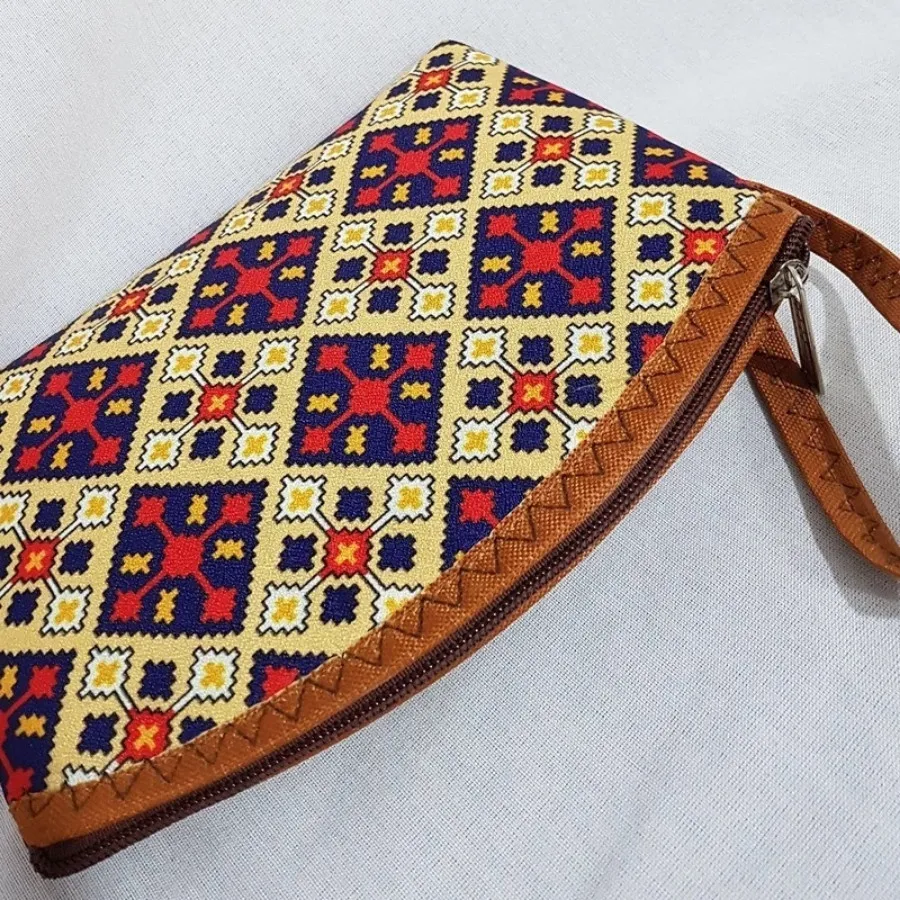 کیف هدیه دستی آرایشی