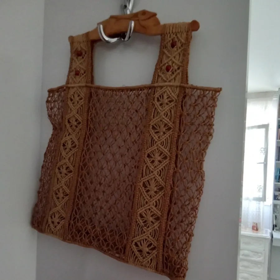 ساک دستی کنفی