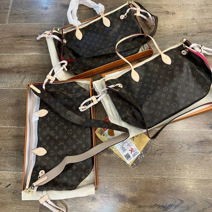 کیف بزرگ و جا دار