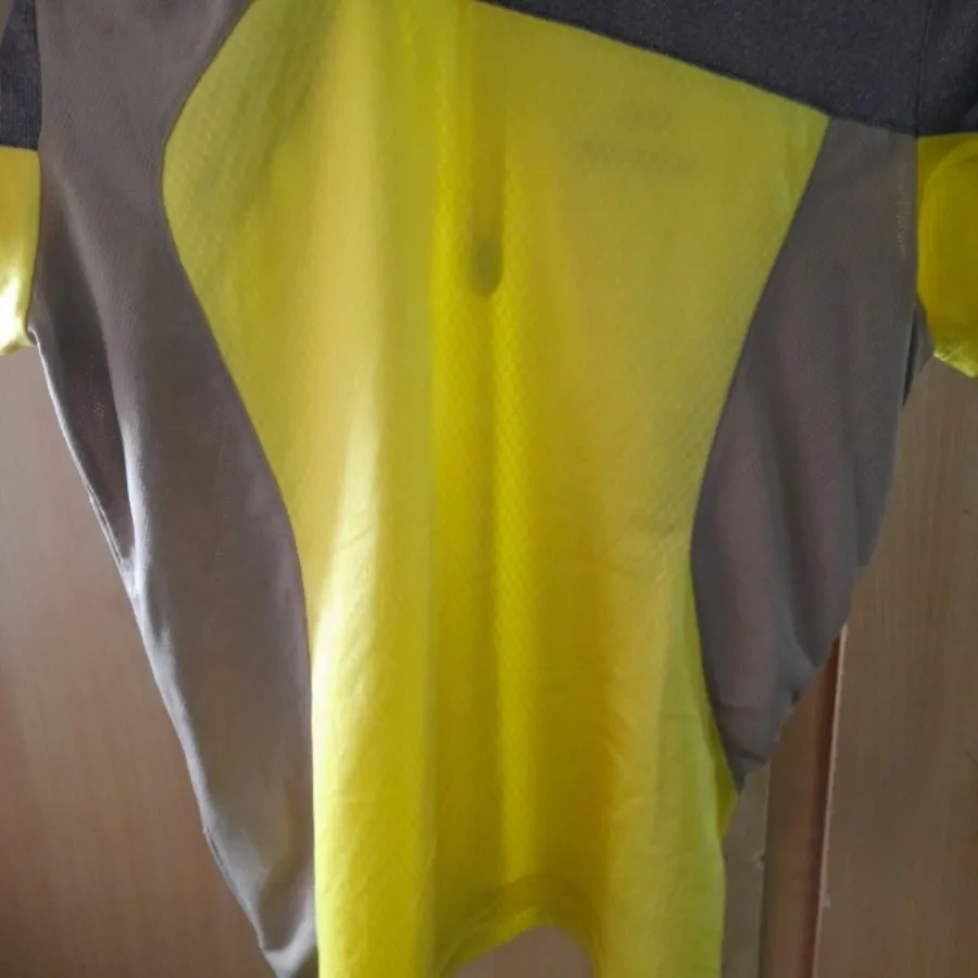 تیشرت ورزشی