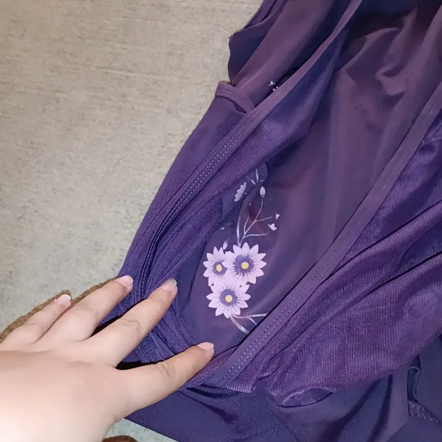 تاپ ورزشی ب رند ادی داس