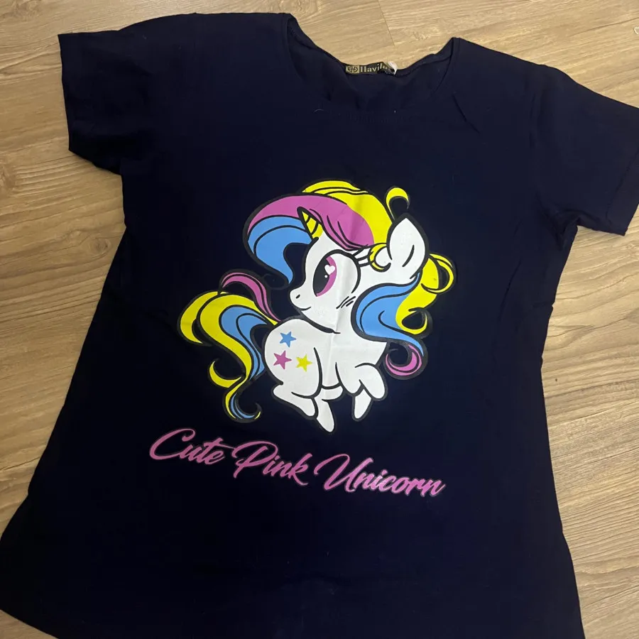 تیشرت دخترونه