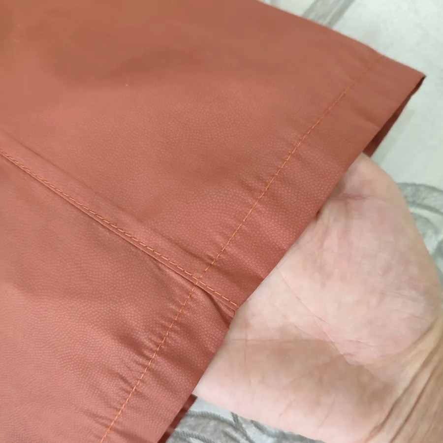 بارونی پاییزه نایک