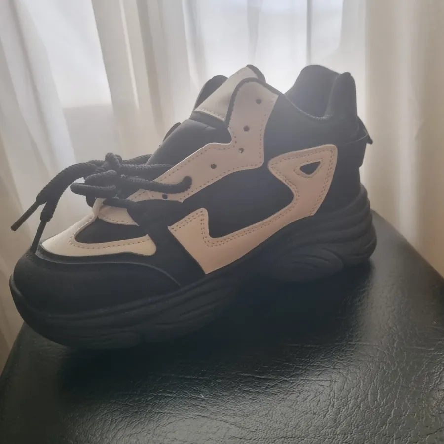 کفش خارجی وارداتی