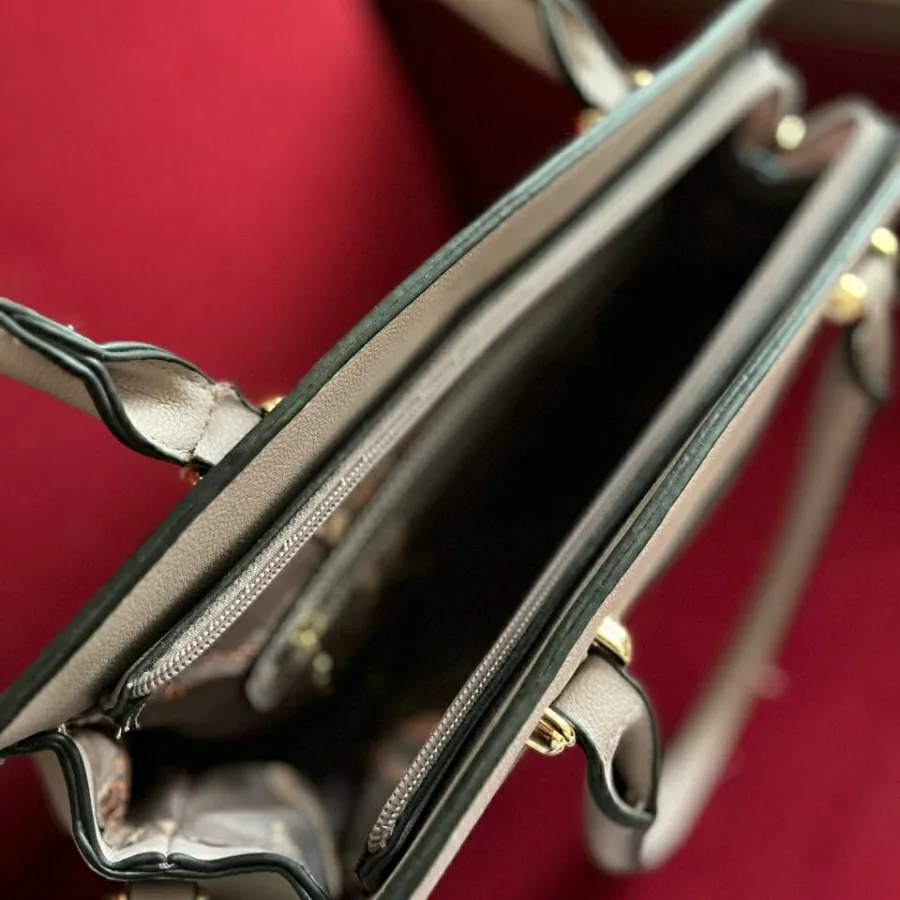 کیف زنانه و دخترانه