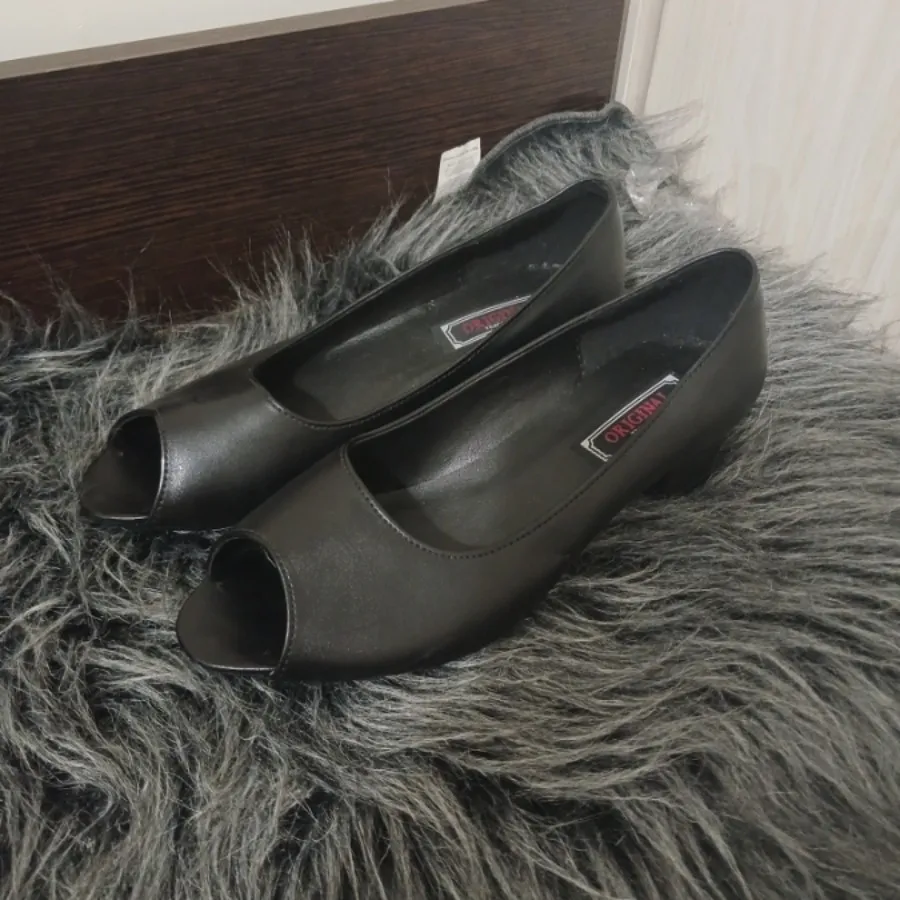 کفش زنانه سایز 38 نو