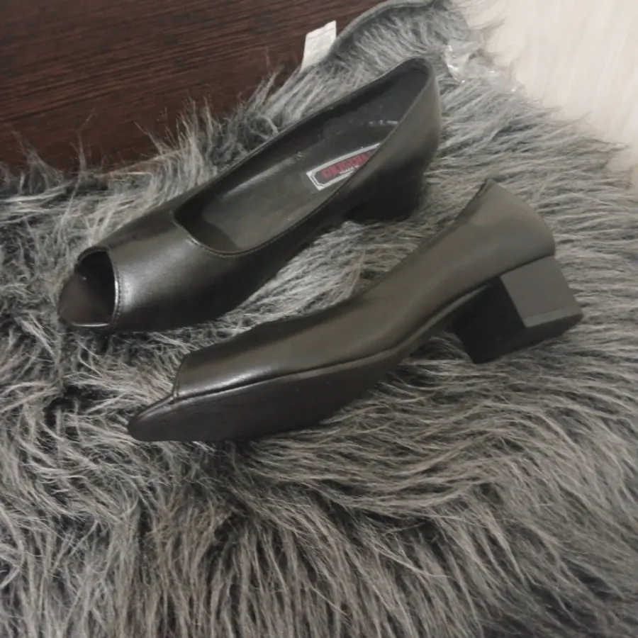 کفش زنانه سایز 38 نو