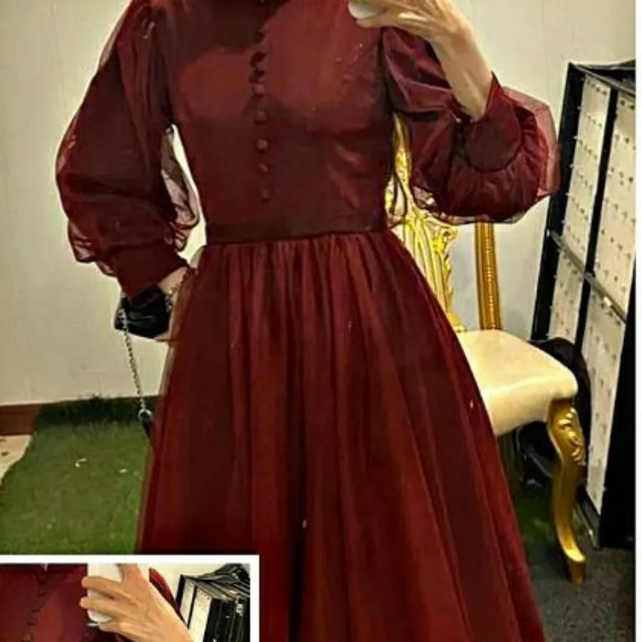 لباس‌مجلسی ‌پوشیده