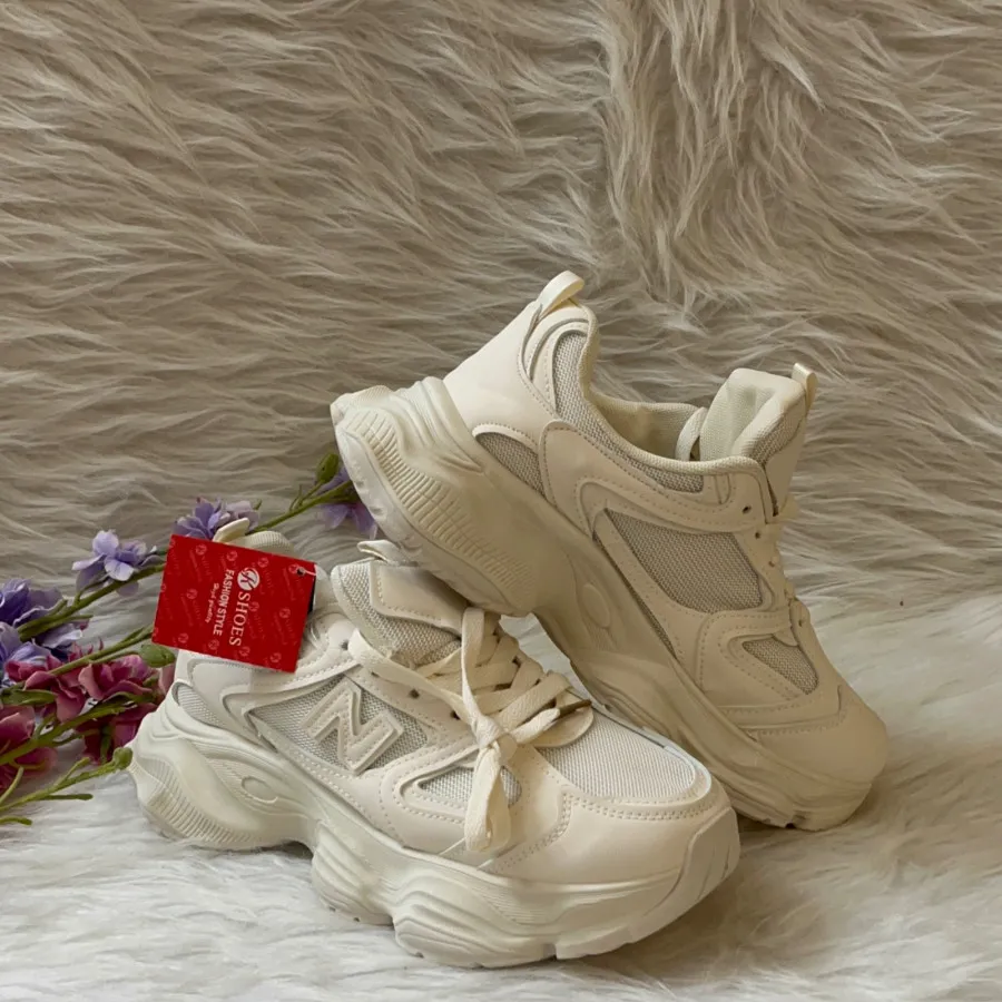 کتونی طبی سایز 39