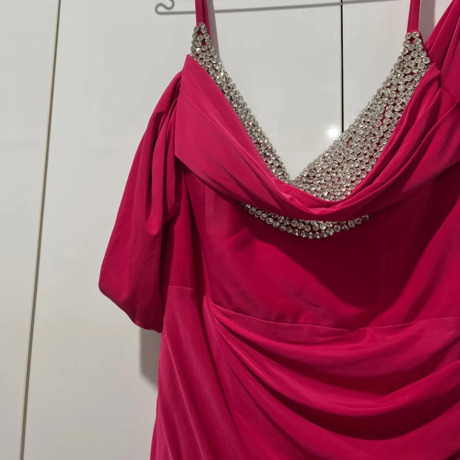 لباس مجلسی دنبالهدار نو