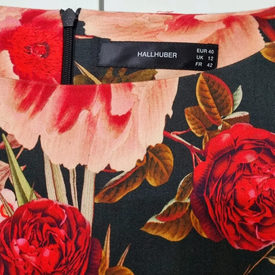 پیراهن مجلسی زنانه