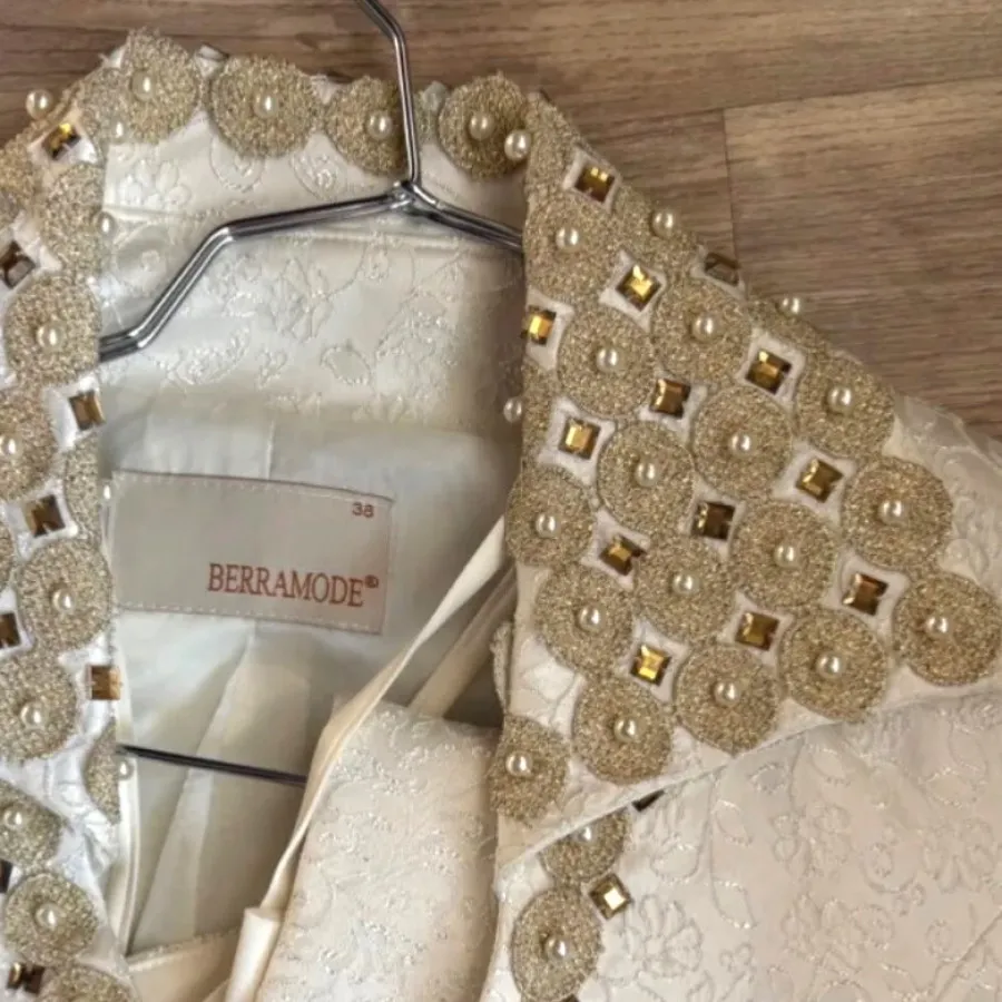 ست کت و تاپ و دامن