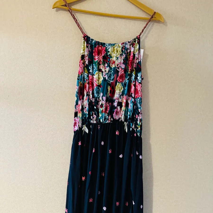 پیراهن نخی ساحلی