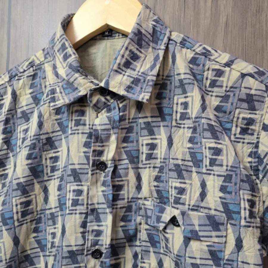 پیراهن مردانه