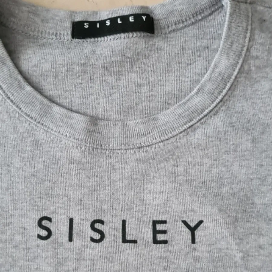 کراپ تاپ سیسلی