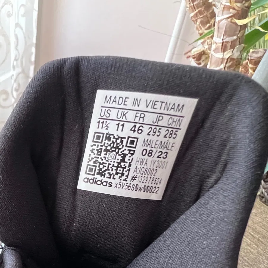 آدیداس اورجینال adidas