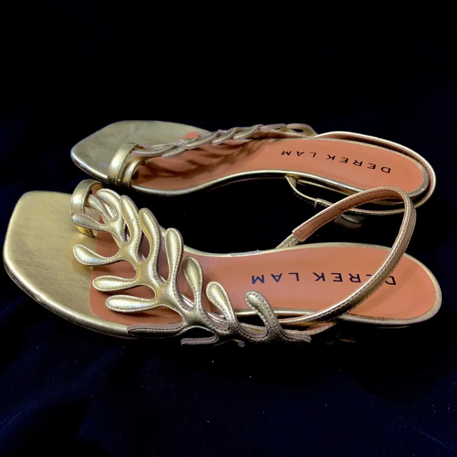 صندل ایتالیاییderek lam