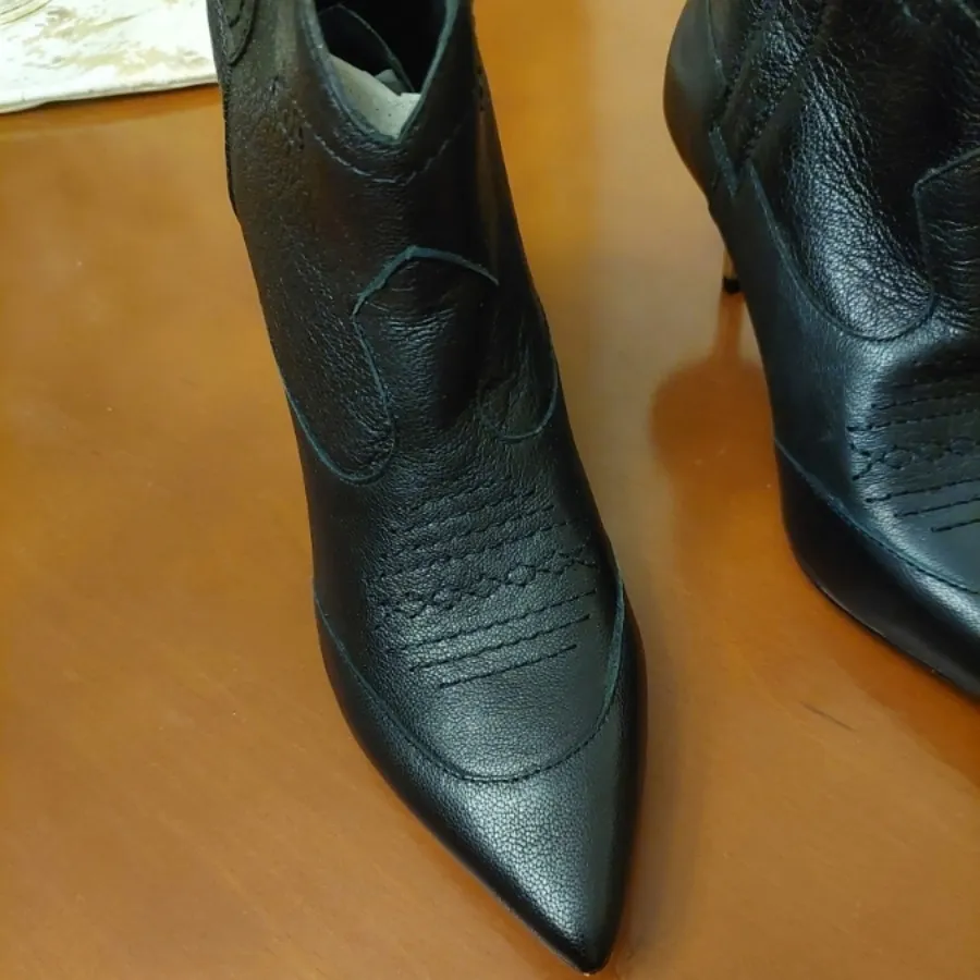 بوت ( ورق بزنید )