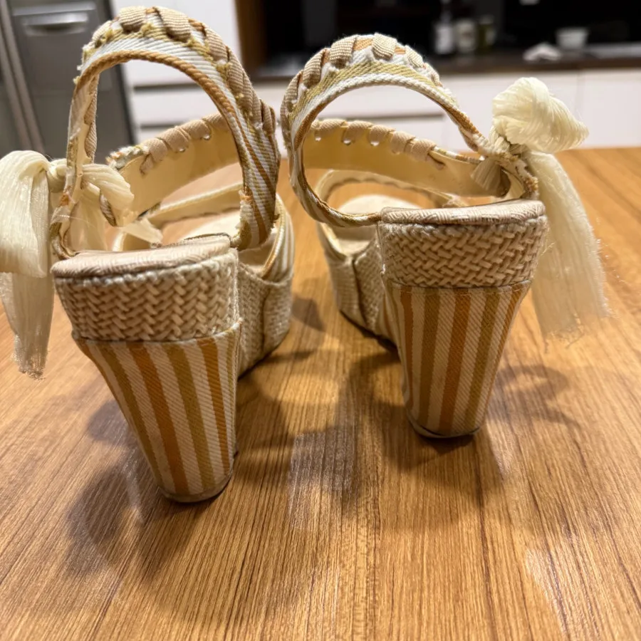 صندل لژدار خارجی