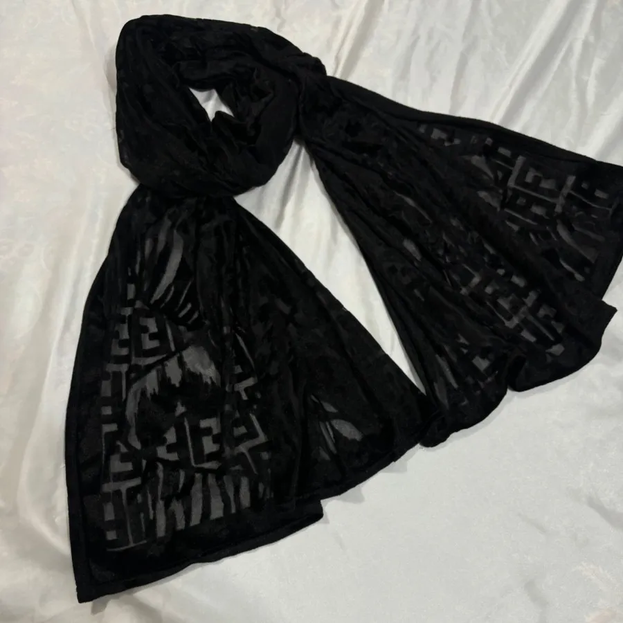 شال مخمل برجسته