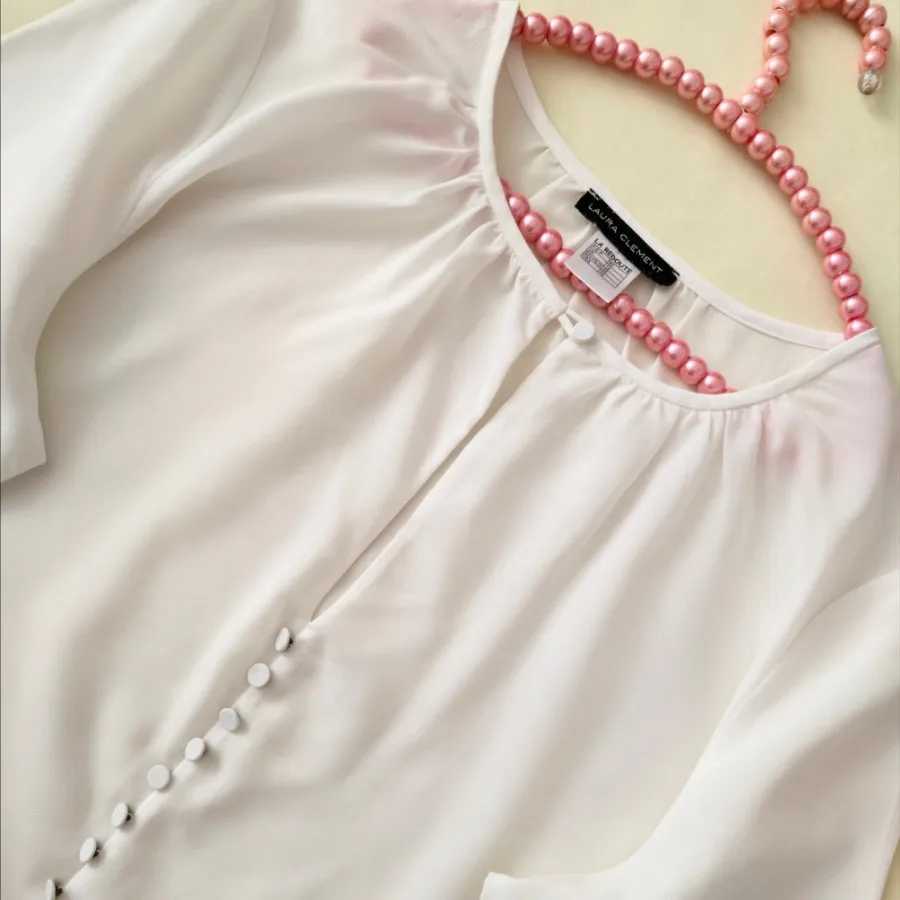 بلوز سفید زنانه