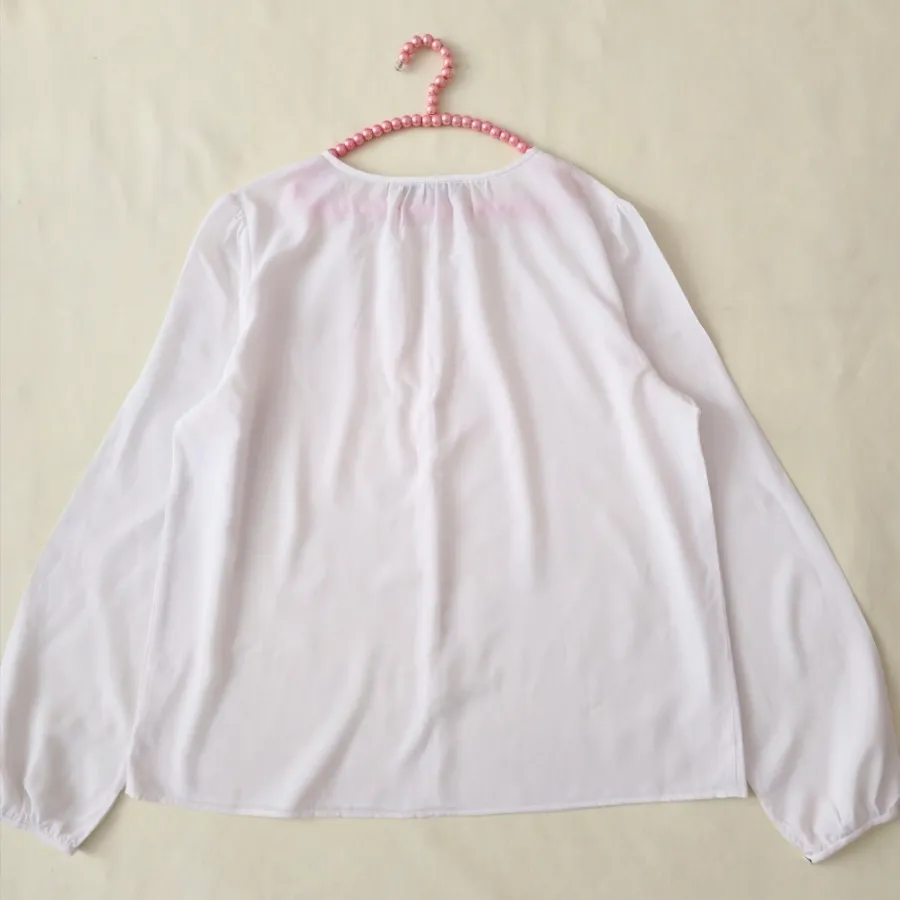 بلوز سفید زنانه