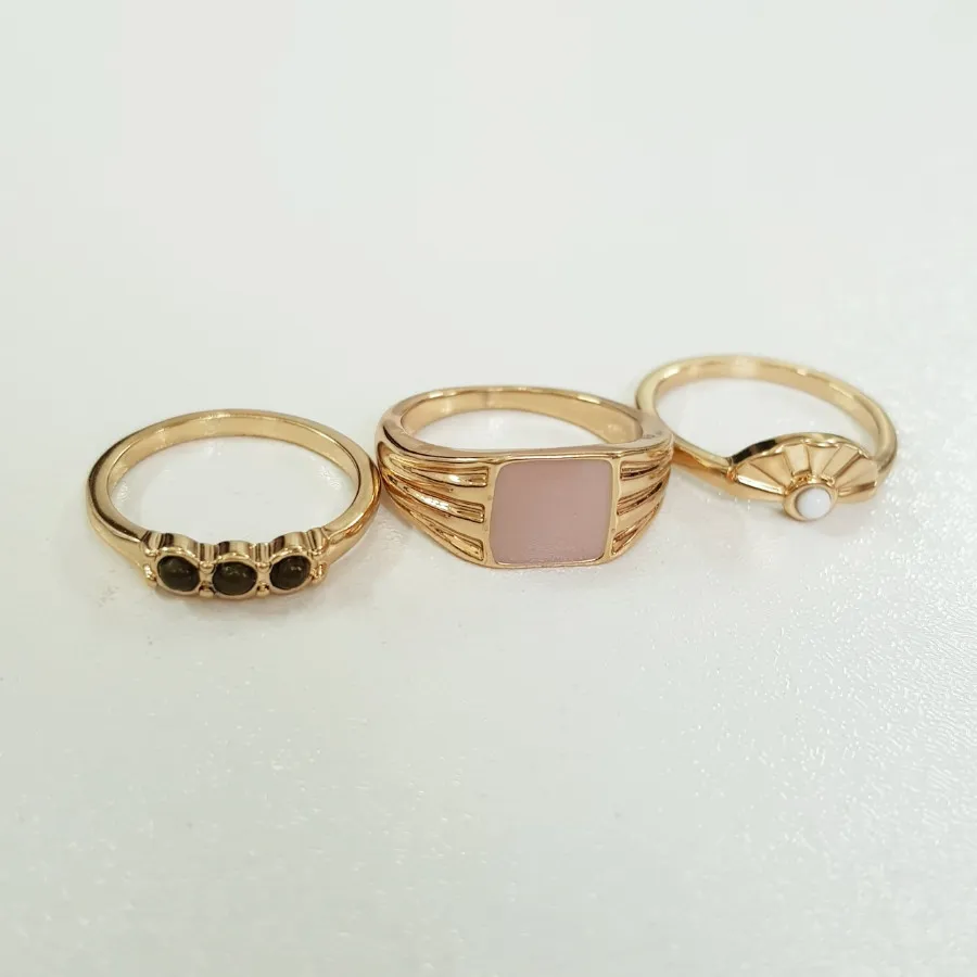 پک انگشتر حلقه طلایی