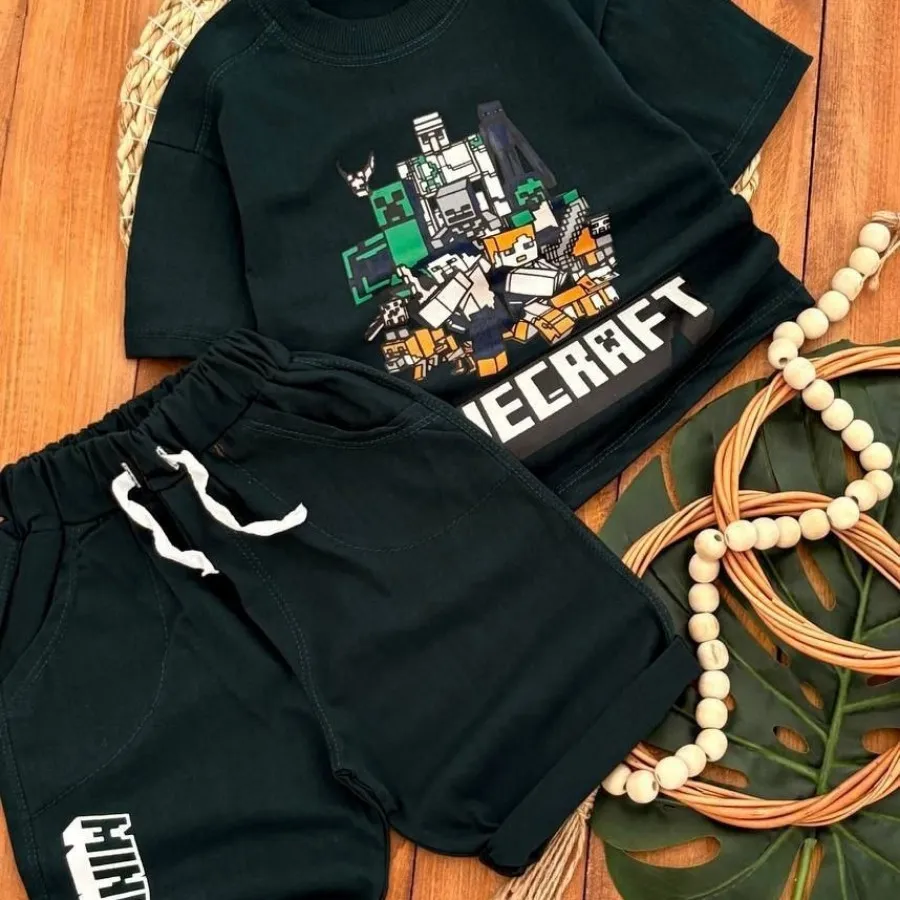 تیشرت و شلوارک