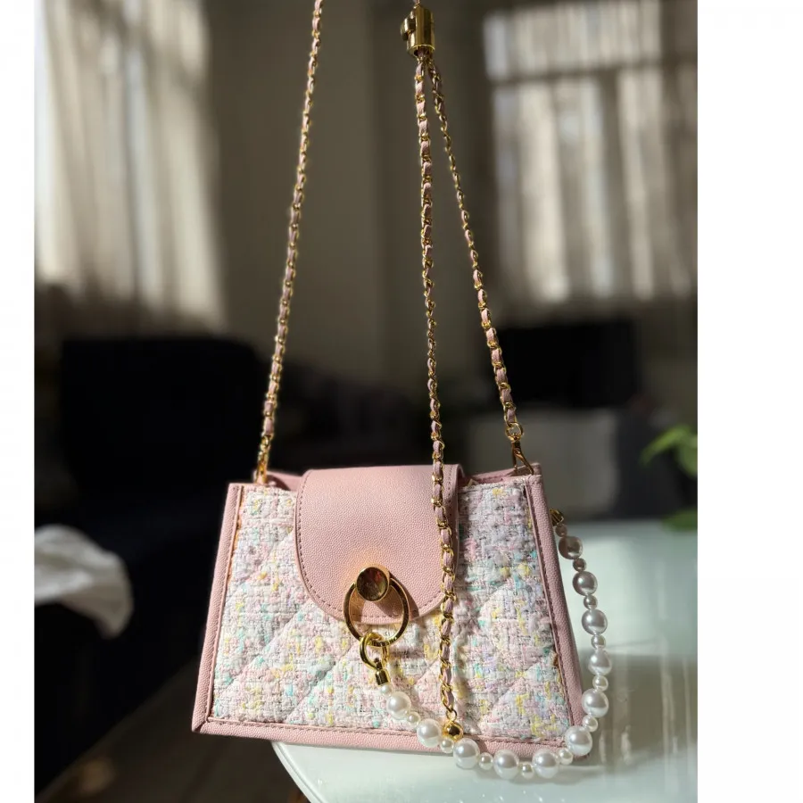 آف ویژه کیف چارلز اند کیث