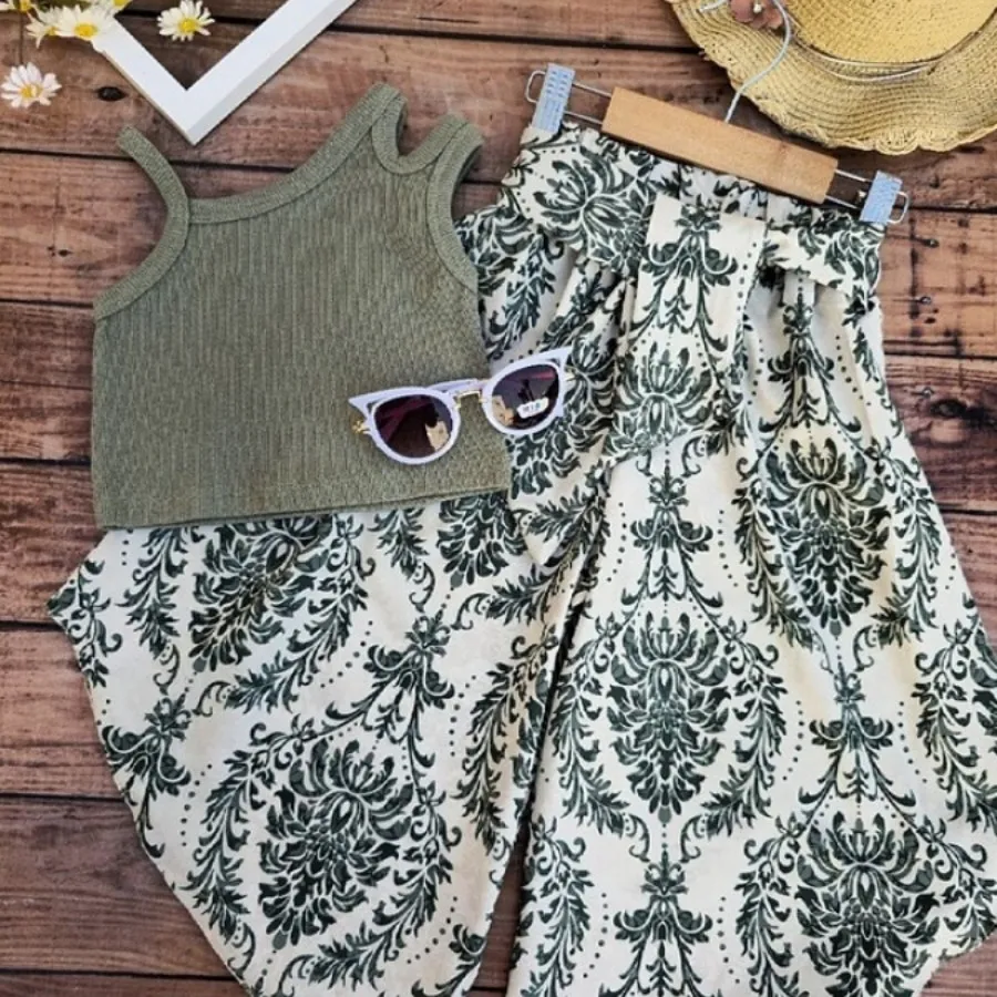 تاپ و شلوار بچگانه