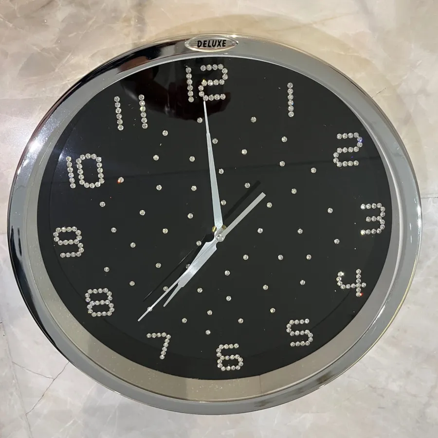 ساعت دیواری