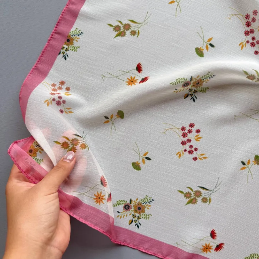 مینی اسکارف