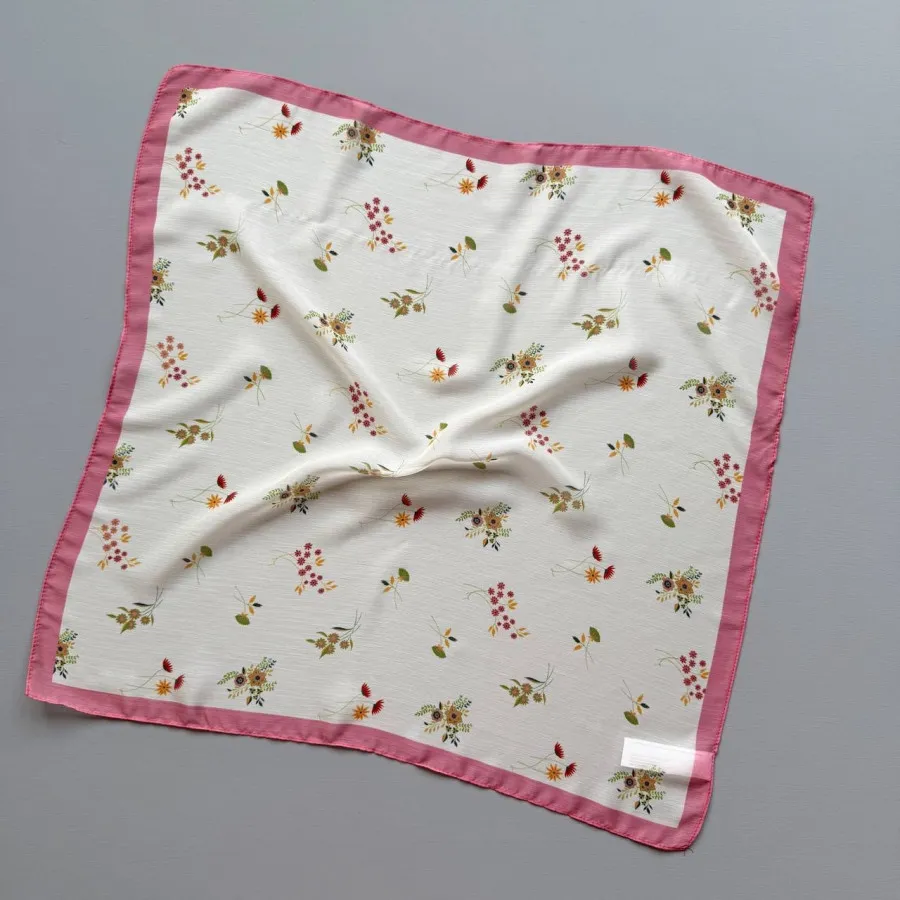 مینی اسکارف