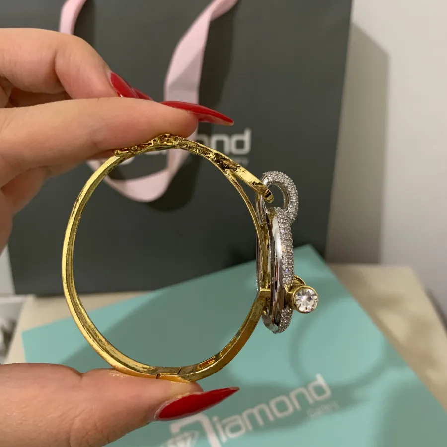 بنگل و انگشتر هرمس