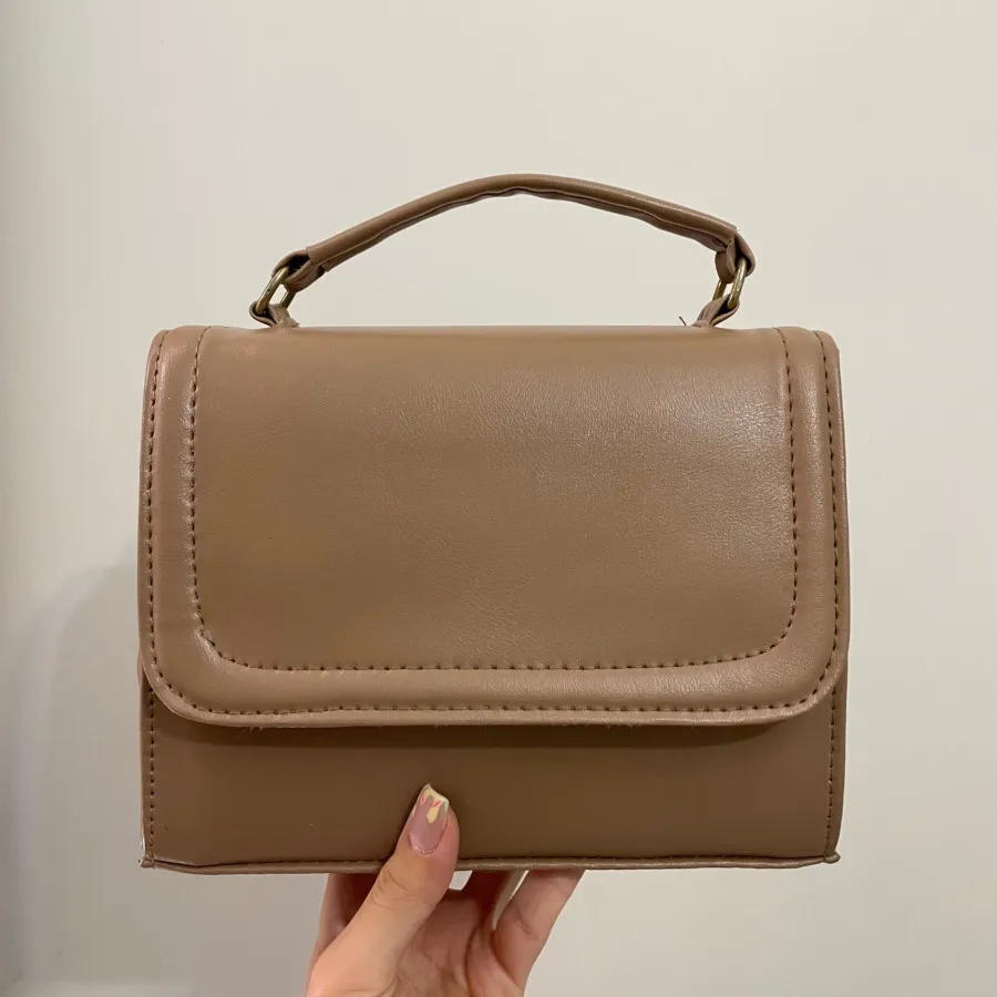 کیف رودوشی زنانه کاملا نو